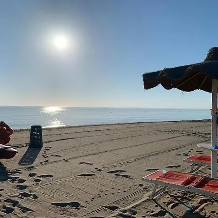 Lbr Ξενοδοχείο με διαμερίσματα Margherita Di Savoia