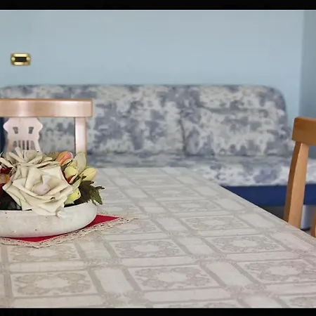 アパートホテル Lbr 3*